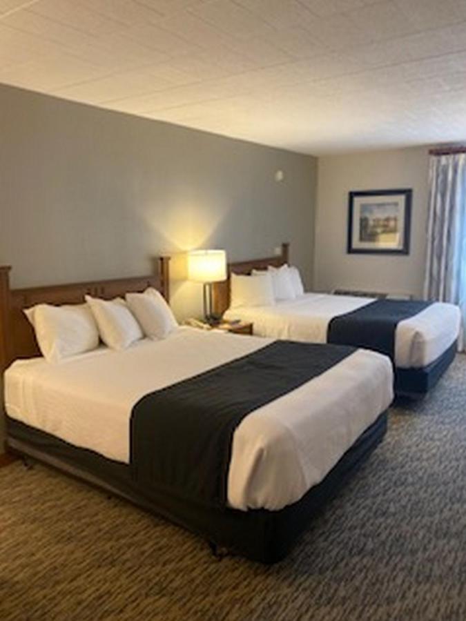 The Lodge At Wisp McHenry Room photo